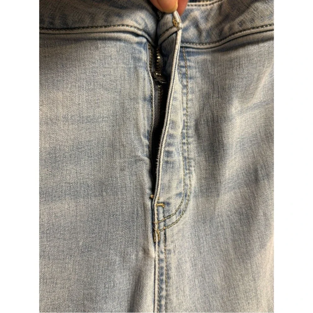 Free‎ People Flare Jeans Raw Hem Bell Bottom Stretch Light Wash W26